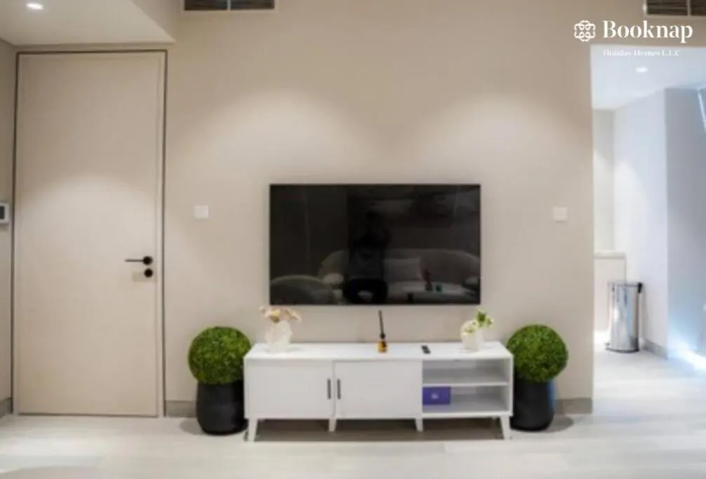 Cozy & Stylish 1 Bhk Apartment At Marina Star Dubai United Arab Emirates