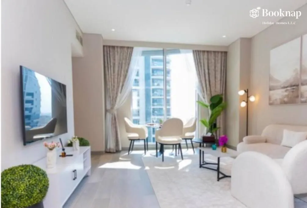 Cozy & Stylish 1 Bhk Apartment At Marina Star Dubai